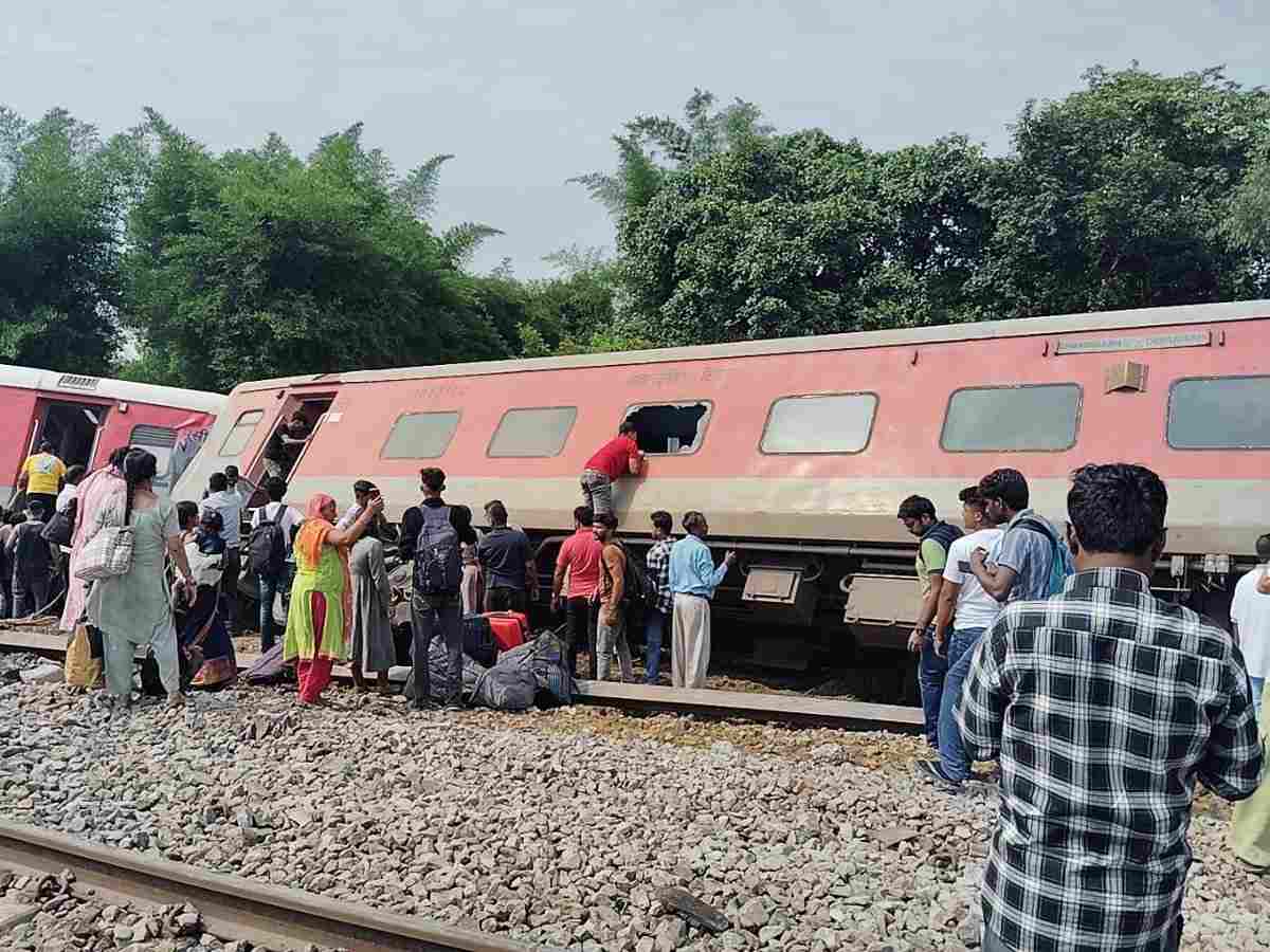 train accident in gonda up dibrugargh