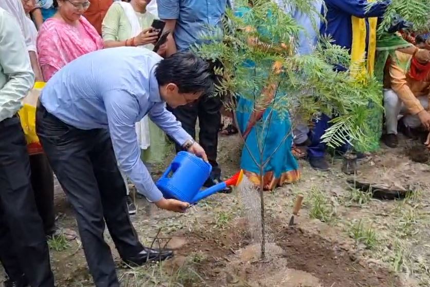 IAS DEEPAK RAWAT