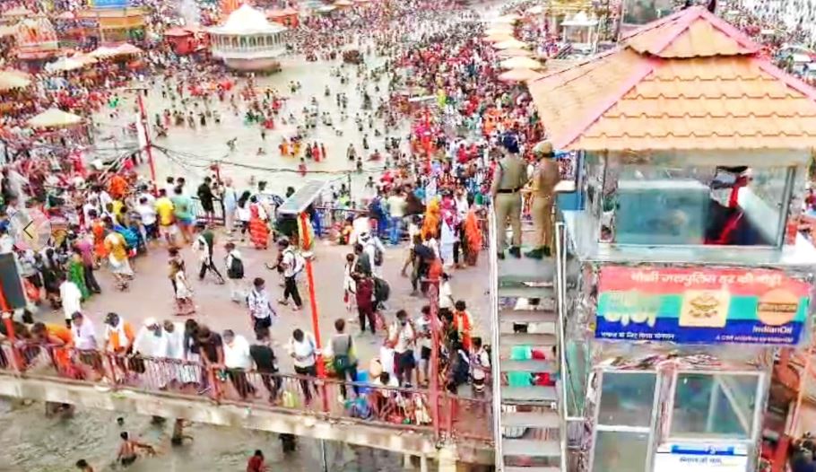 Kanwar Yatra 2024 : छह लाख कांवड़ियों ने हरिद्वार से भरा गंगाजल, टूट रहा रिकॉर्ड
