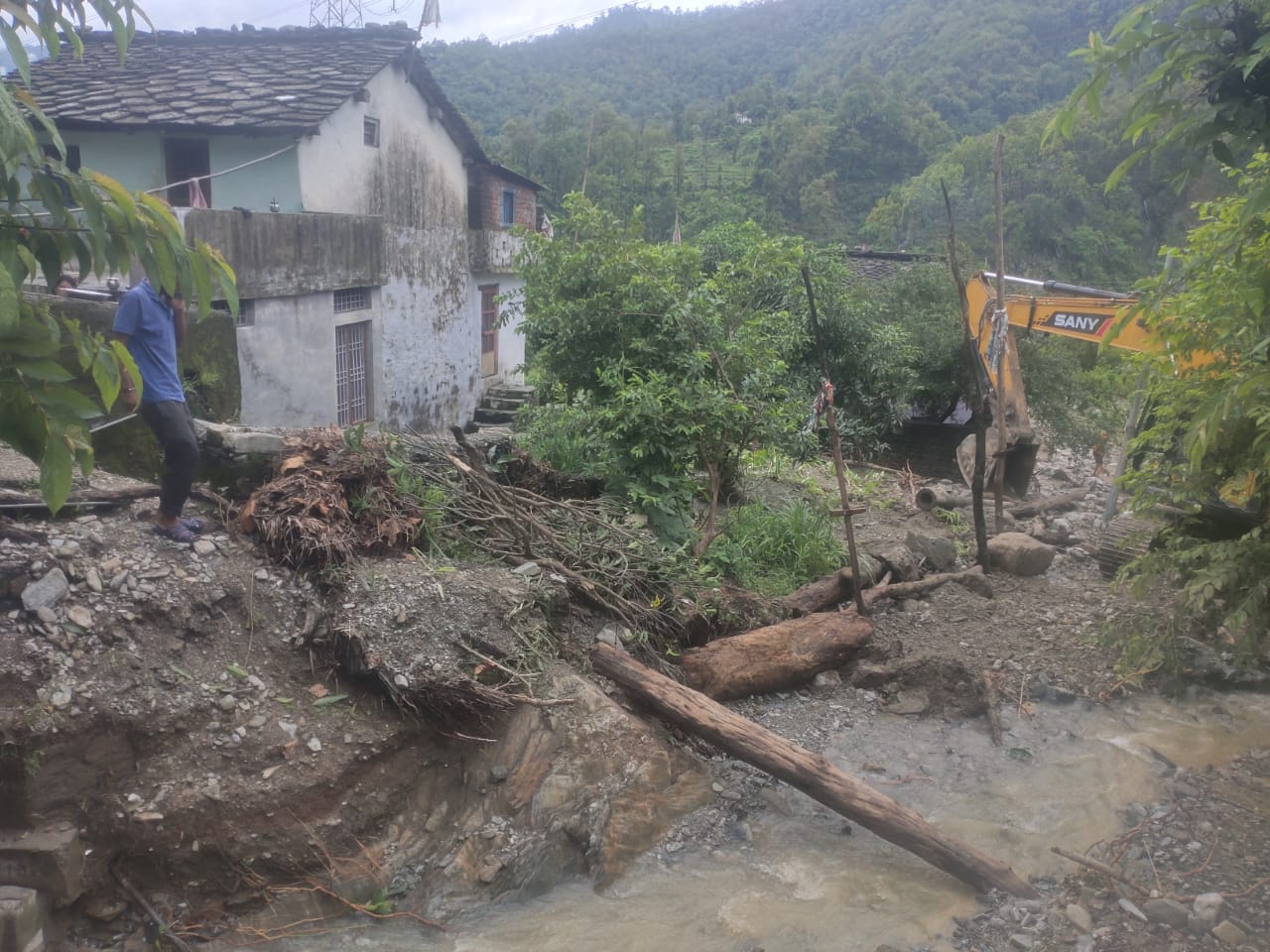 भारी बारिश ने मचाई चंपावत में तबाही