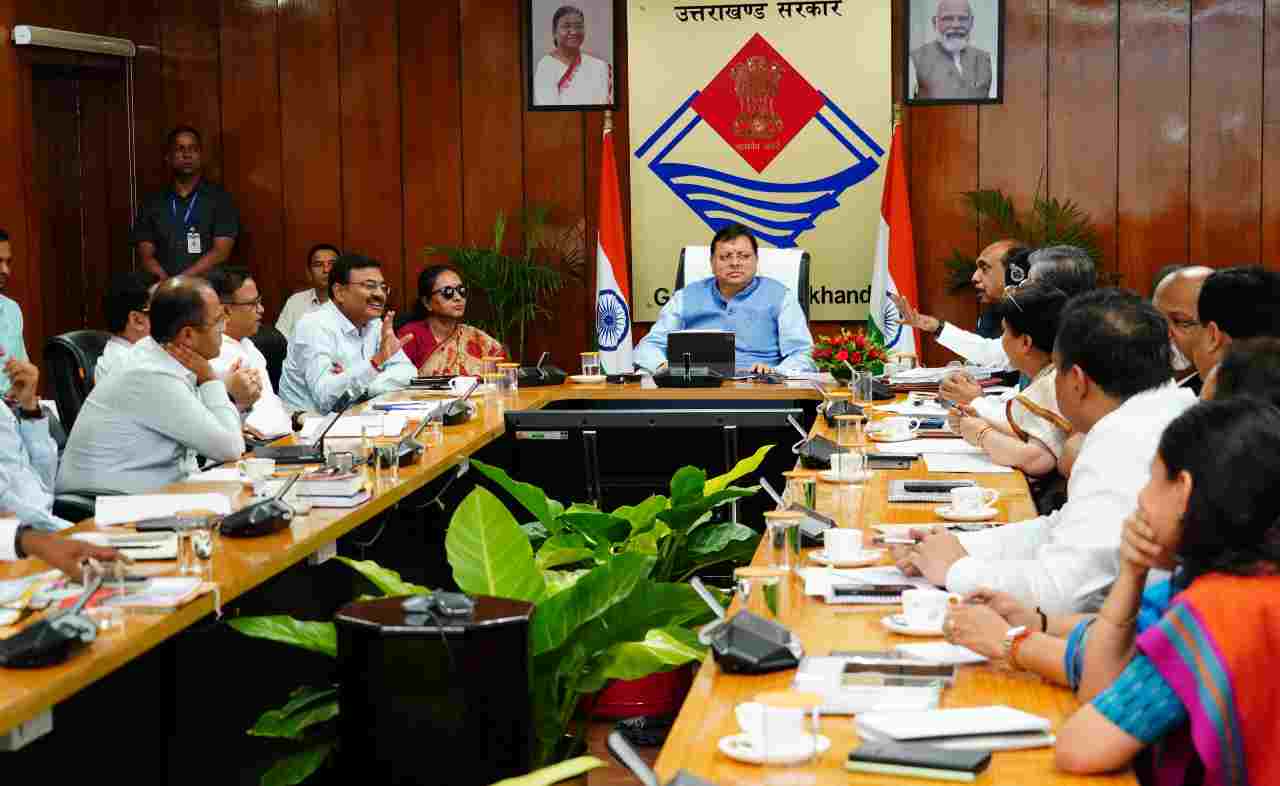 CM Dhami took meeting regarding UCC in Uttarakhand