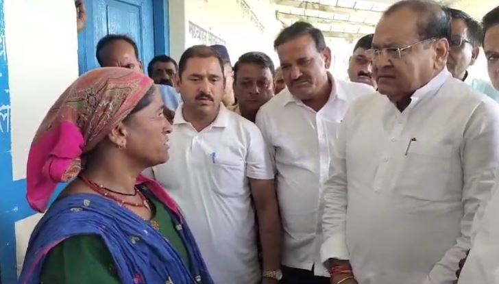 घनसाली पहुंचे नेता प्रतिपक्ष यशपाल आर्य, आपदा पीड़ितों का जाना हाल