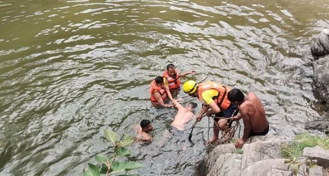 युवक की डूबने से मौत