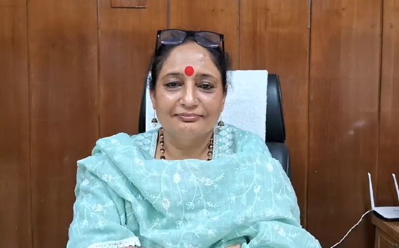 रितु खंडूरी
