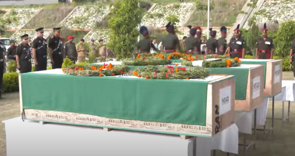 शहीदों के पार्थिव शरीर