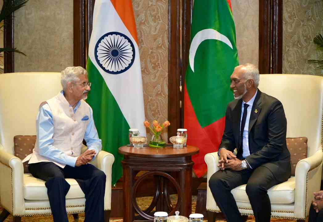 Maldives handed over 28 islands to India