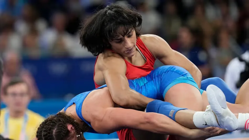 vinesh phogat in wresting final paris olympics 2024