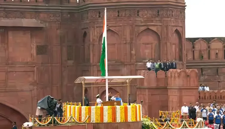 independence-day-2024-pm-modi-hoisted-the-tricolor for the 11th time