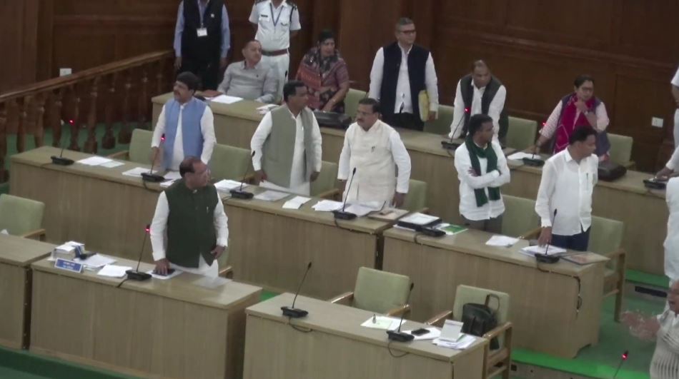 मानसून सत्र का तीसरा दिन रहा हंगामेदार, आपदा के मामले पर चर्चा के दौरान विपक्ष के विधायकों ने किया वाकआउट
