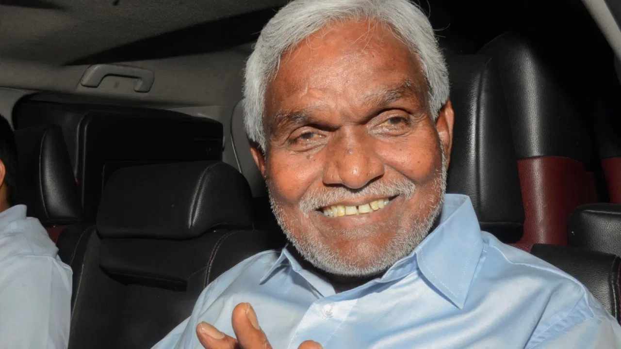 Former CM Champai Soren joins BJP