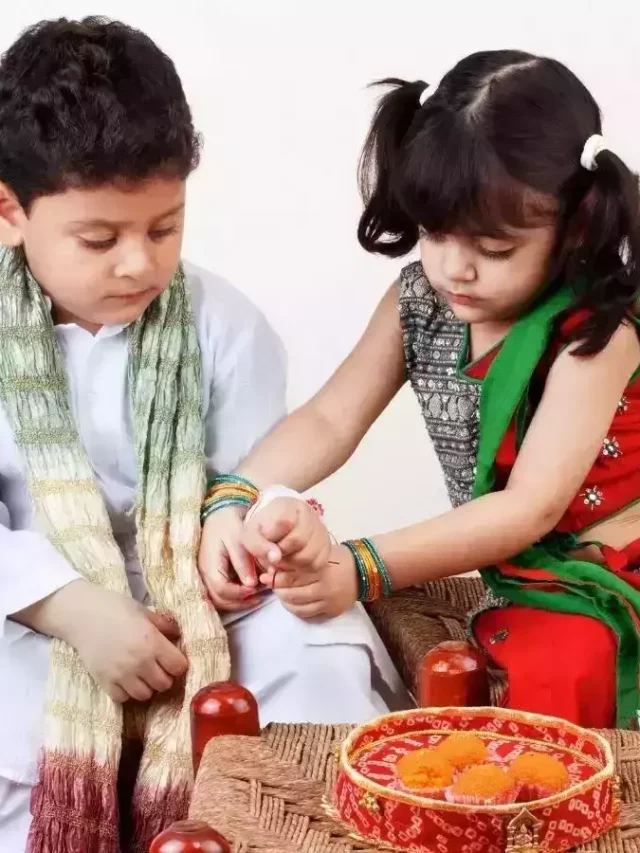 raksha-bandhan-2024-muhurat-date-bhadra-panchang-ka-samay rakhi bandhne ka shubh samay
