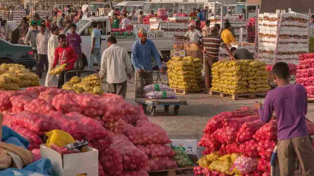 Record decline in retail inflation figures