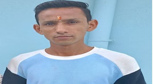 दीदी के बैग से 2500 रुपए निकाल कर छात्र ने छोड़ा घर, नोट में लिखा, यहां मन नहीं लग रहा...
