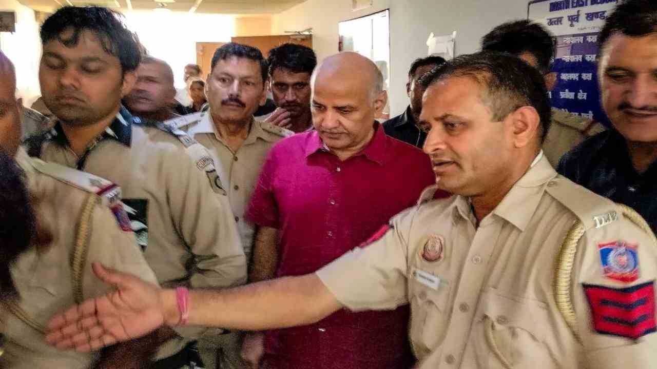 Former Delhi Deputy Chief Minister Manish Sisodia gets bail