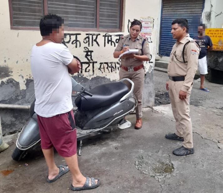 ऋषिकेश में जारी है अभियान, किरायेदारों का सत्यापन न करने वालों से दूसरे दिन भी वसूला लाखों का जुर्माना