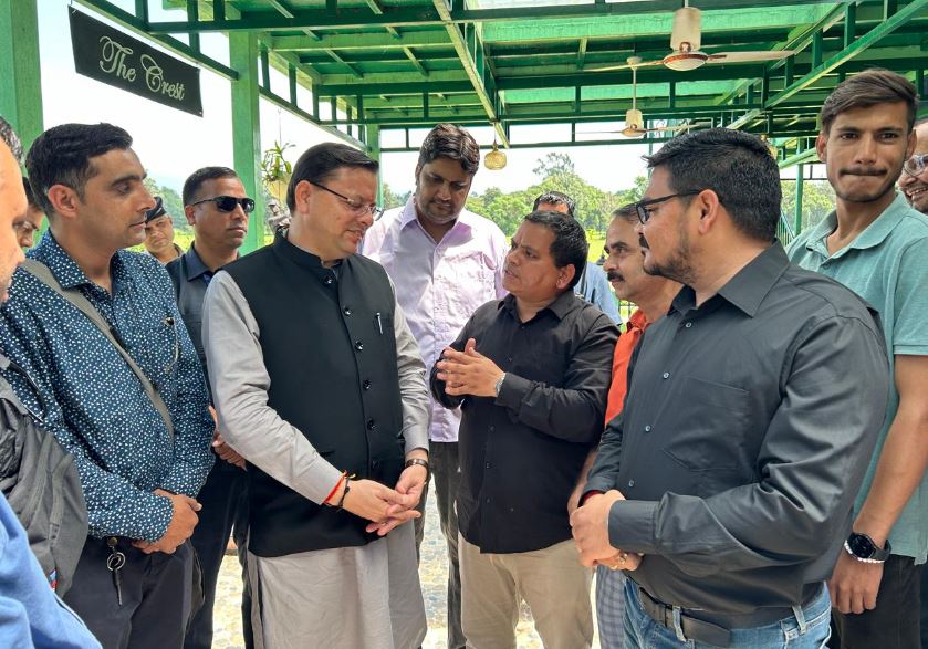 पत्रकारों ने की सीएम से मुलाकात