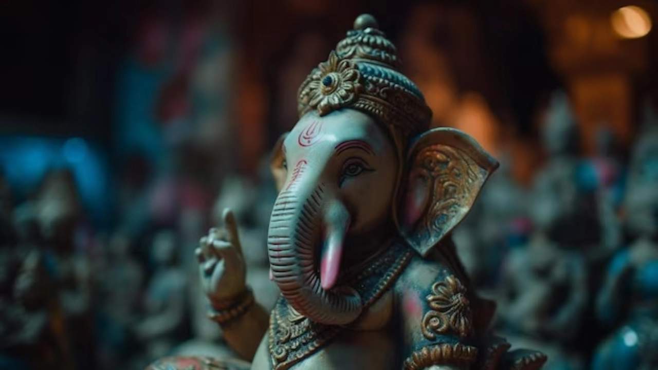 Vinayaka Chaturthi: More than 2,500 Ganesh Mandals will be installed in Mumbai