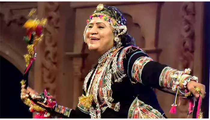 who is kalbelia dancer gulabo-sapera, her struggle story