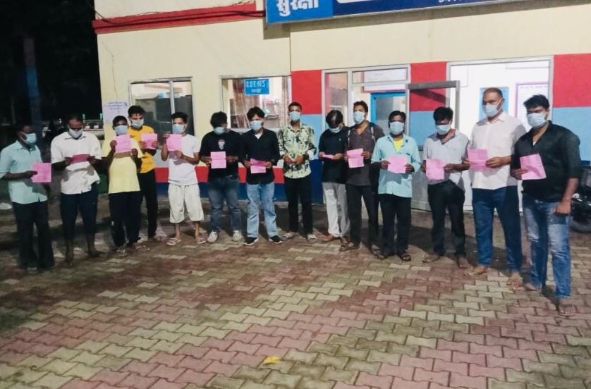 पब्लिक प्लेस में जाम छलकाने वालों की खैर नहीं, पुलिस ने 128 लोगों को दबोचा