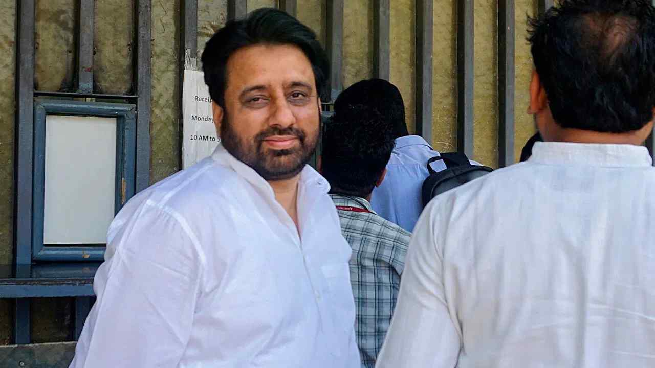 Why did ED arrest AAP MLA Amanatullah?