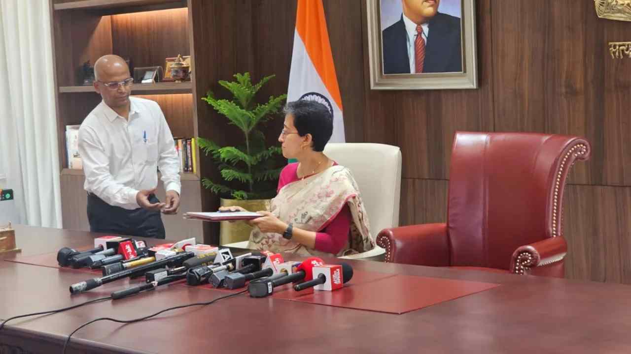 Why will Atishi not sit on the CM's chair even after becoming the CM?