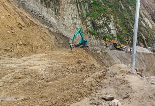 आज भी बंद रहेगा हाईवे