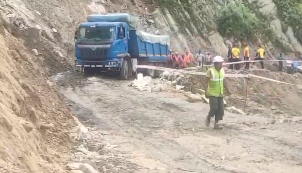 पांच दिन बाद खुला हाईवे