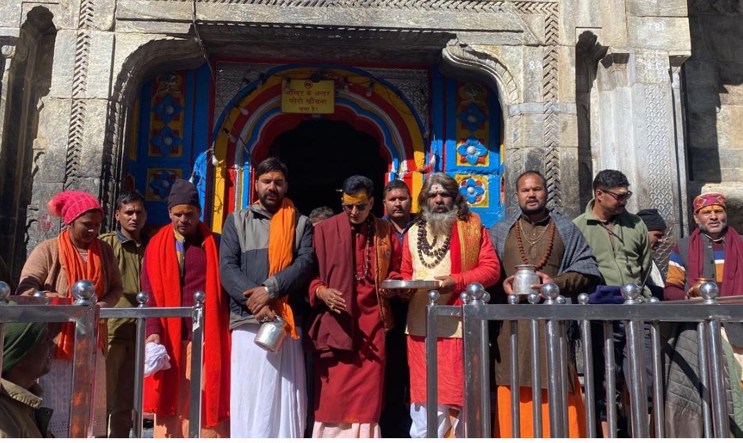 पीएम ने जन्मदिन पर विशेष पूजा