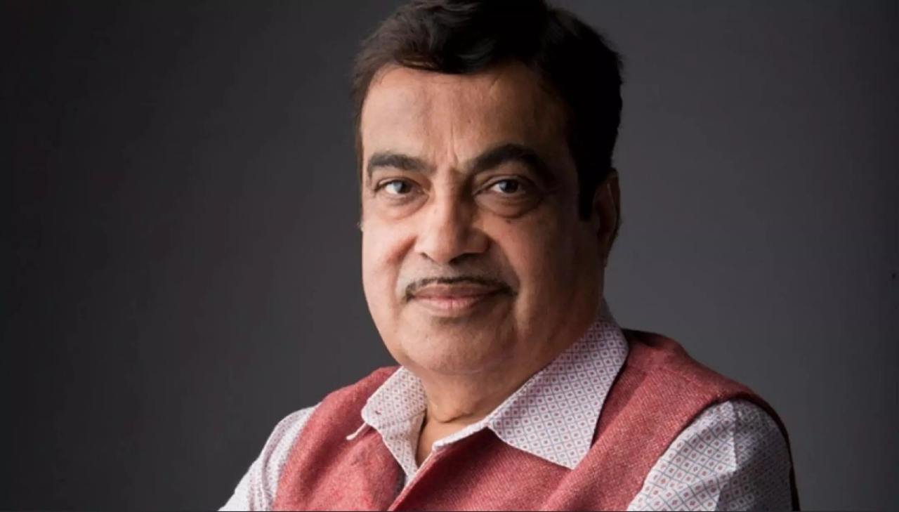 'Photos of those spitting gutkha masala should be published in newspapers', - Nitin Gadkari