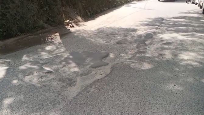 NH के अधिकारियों ने उड़ाई CM के आदेश की धज्जियां, नहीं हुई सड़कें गड्ढा मुक्त, लोगों में आक्रोश