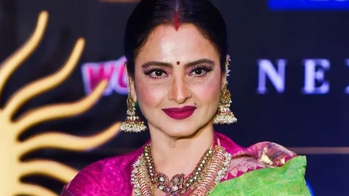 why does rekha wear sindoor know reason