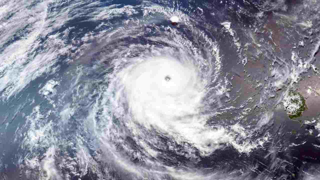 These two major temples of Odisha will remain closed due to Cyclone Dana, know here