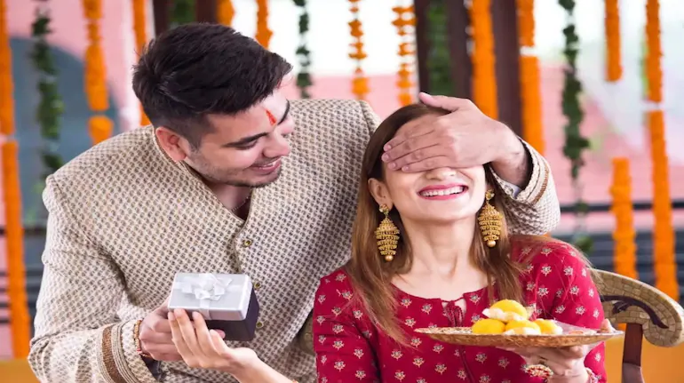 kab hai bhai-dooj 2024 date puja muhurat
