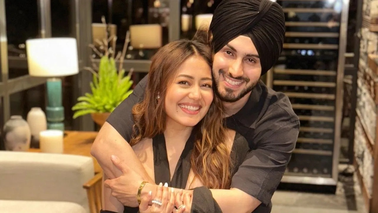 neha-kakkar-and-his-husband-threatened-by-nihang-singh
