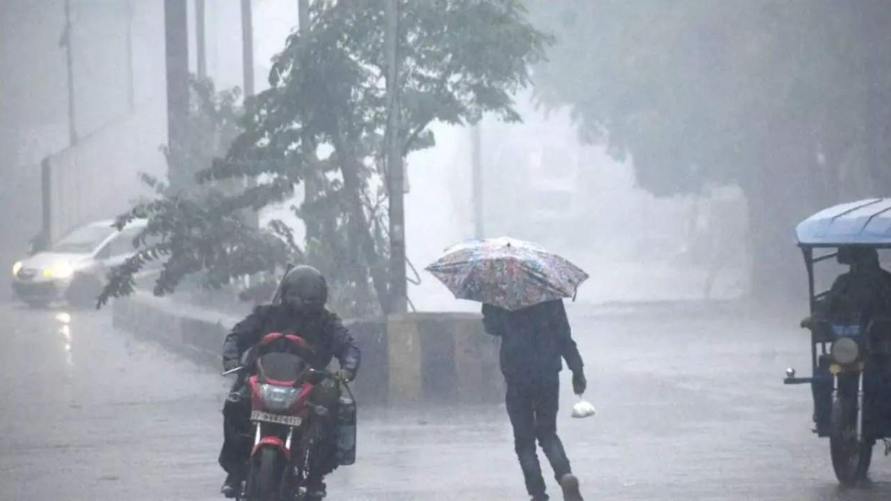 There is a possibility of heavy rain in 13 states from October 4 to 8