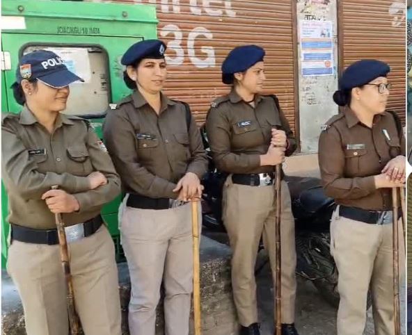 पुलिस बल तैनात