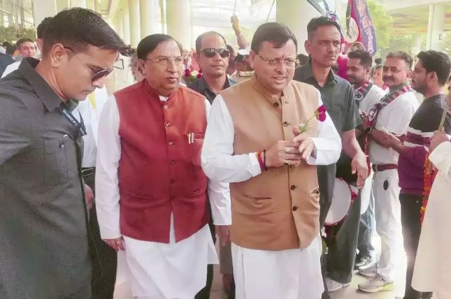 सीएम धामी हरियाणा