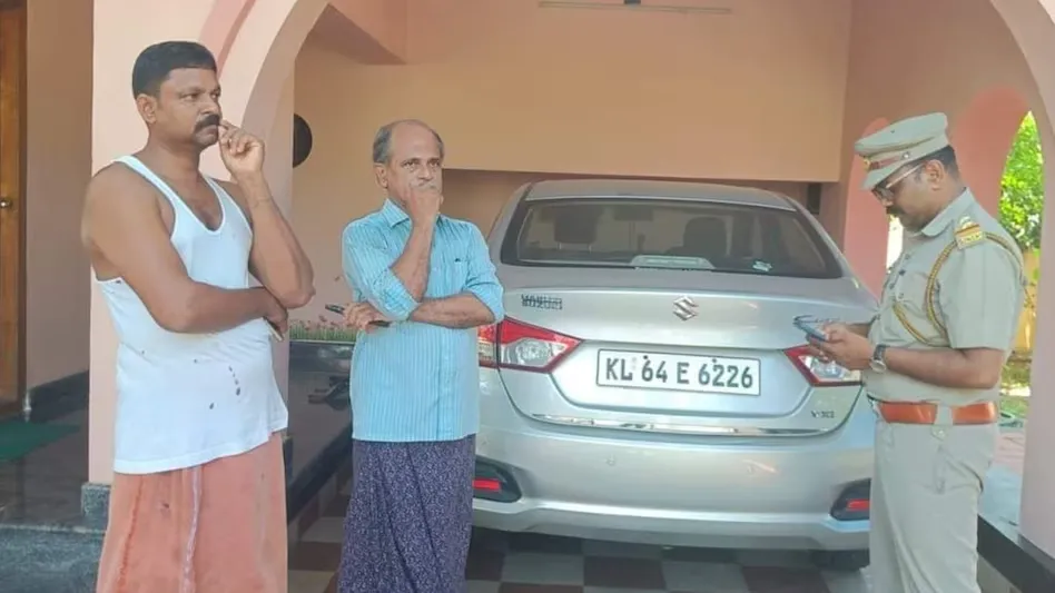 kerala ambulance viral video driver fined 2.5 lakhs for blocking ambulance way