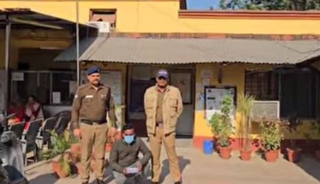 दून पुलिस की गिरफ्त में आया यूपी का नशा तस्कर, साढ़े 4 लाख की स्मैक बरामद