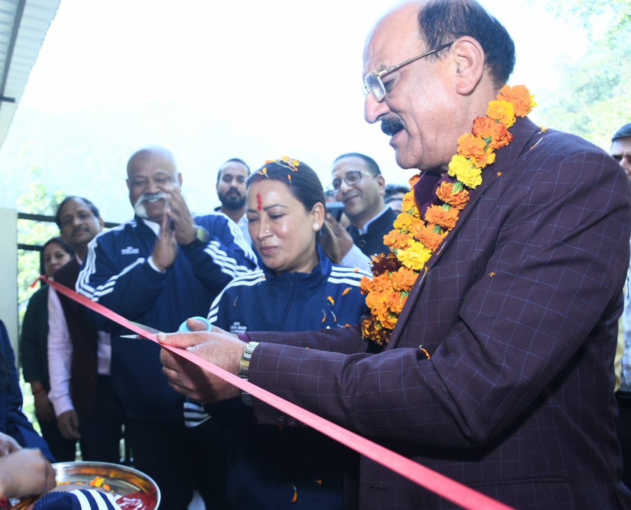 खेल मंत्री ने किया राज्य स्तरीय साहसिक परीक्षण केंद्र का शुभारंभ