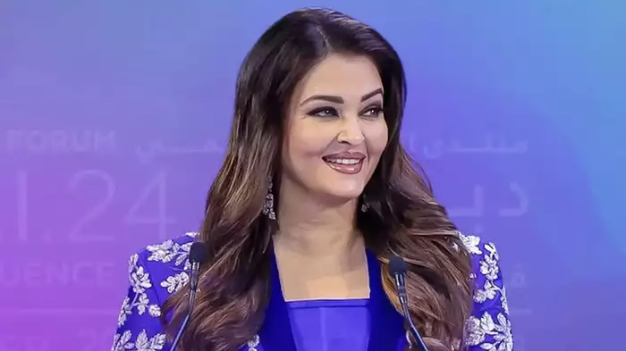 aishwarya-rai-romove bachchan surname