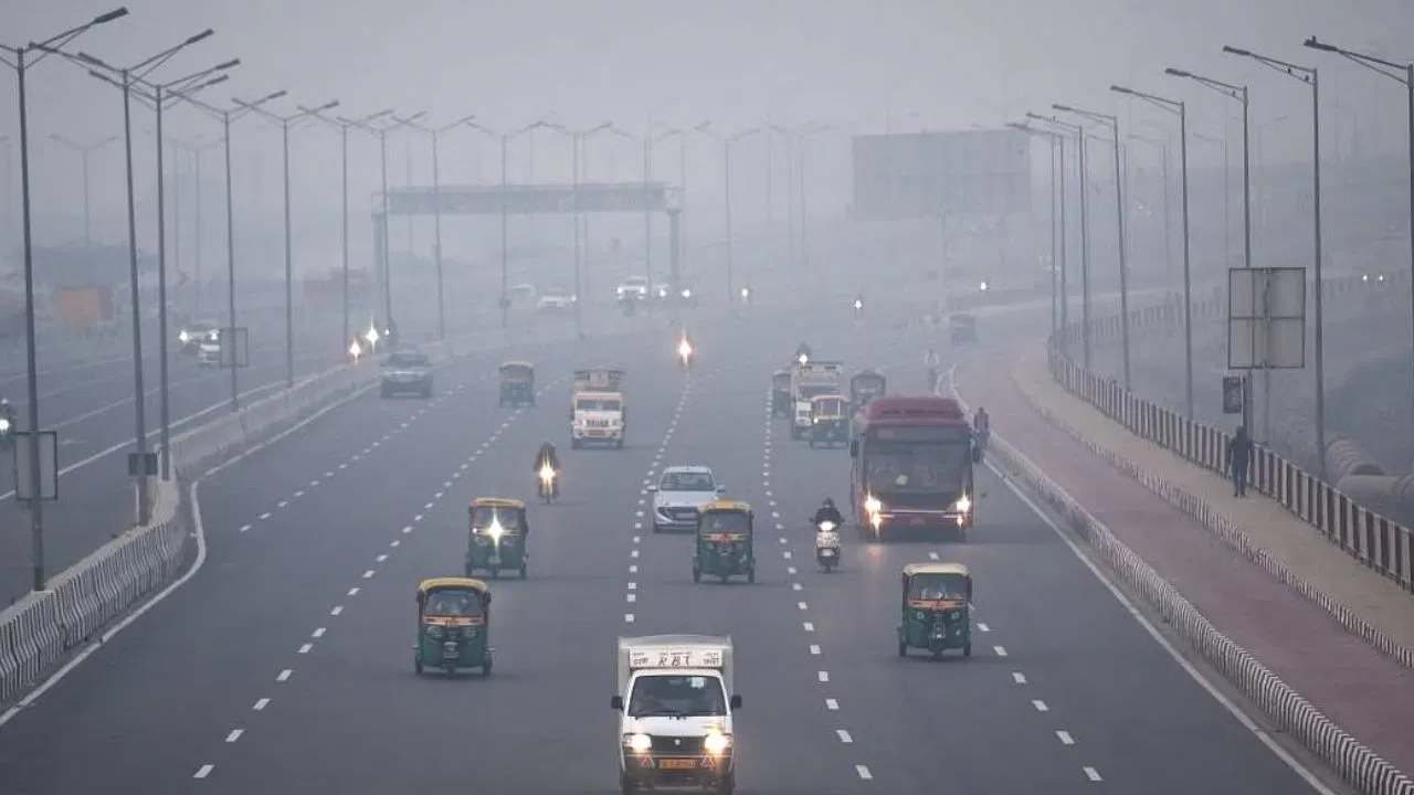 Poison in the air of two cities of India and Pakistan, difficulty in breathing