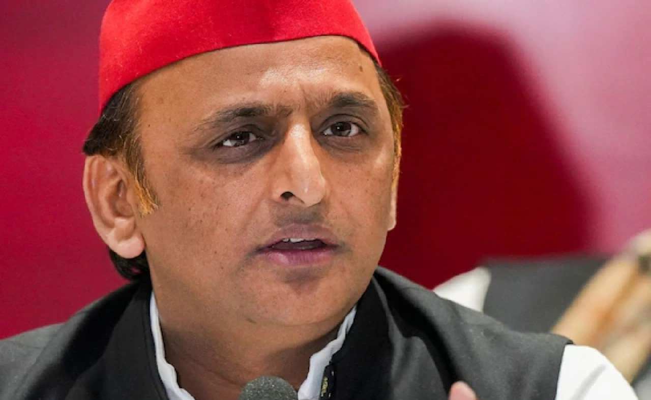 'Muslim women should not be checked by removing their burqa', SP wrote a letter to the Election Commission