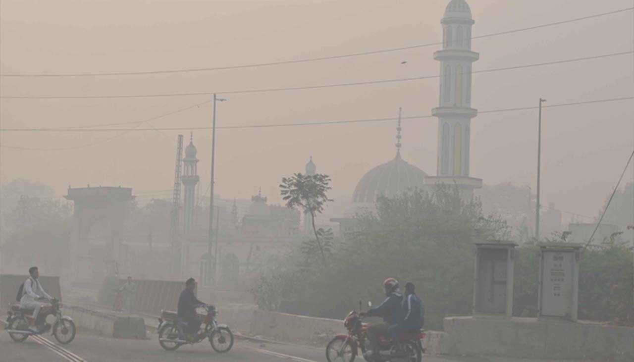 bad-air-in-pakistan-maximum-pollution-in-multan-and-lahore-lockdown-imposed