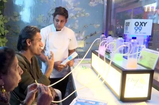 oxygen-bar oxy pure delhi-pollution level