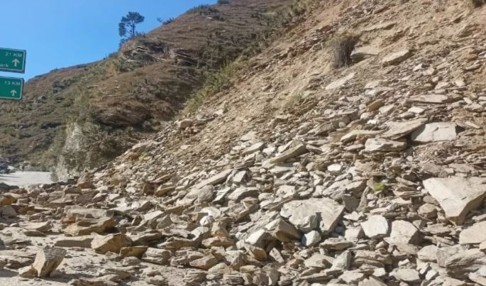 हाईवे बंद