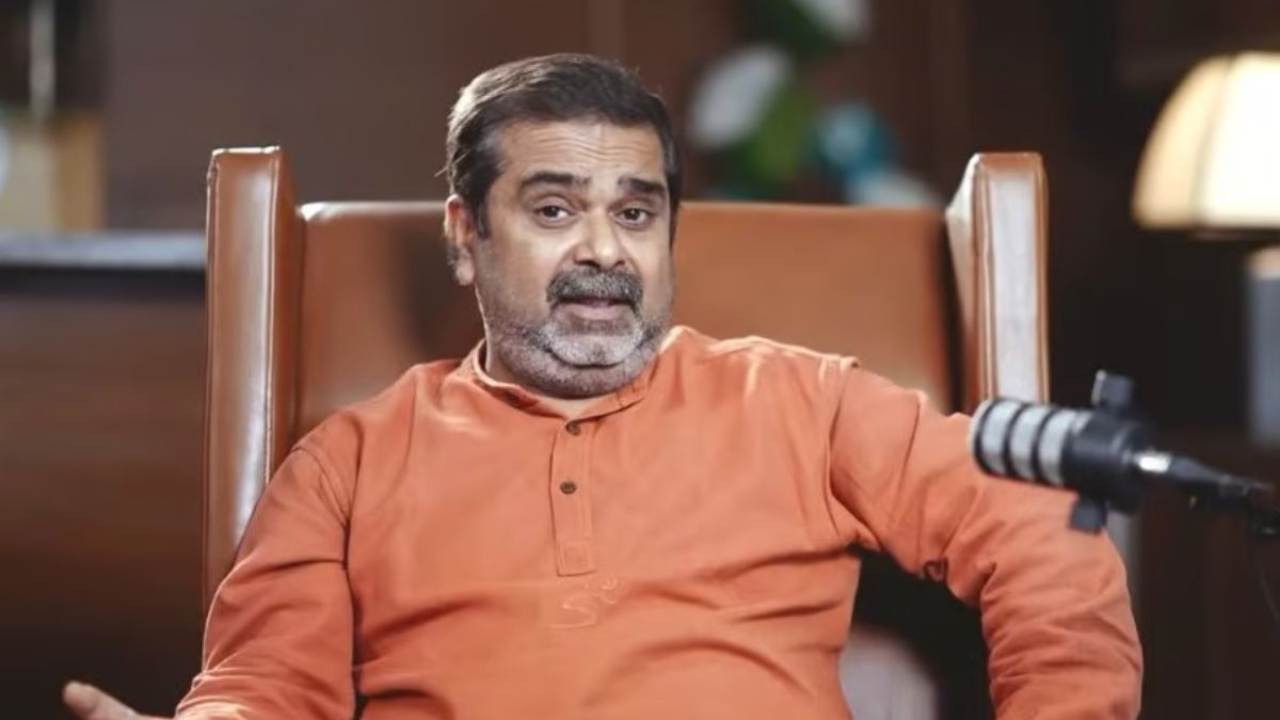 Avadh ojha sir's net worth