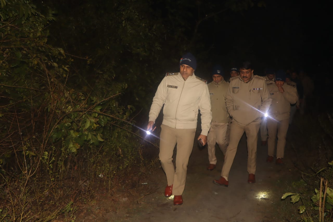 डोईवाला में पुलिस और गोकशी के आरोपी के बीच मुठभेड़, बदमाश के पैर में लगी गोली