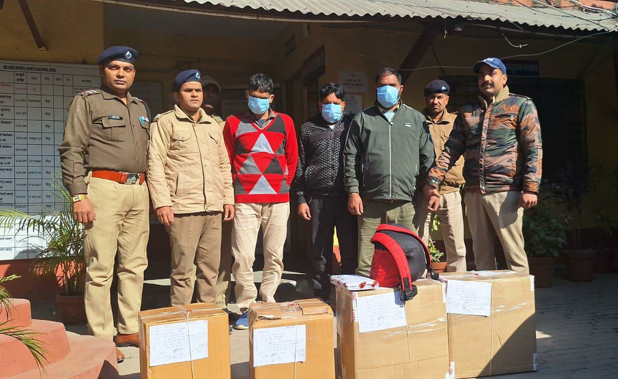 हर्बल फैक्ट्री की आड़ में फैक्ट्री में बन रही थी नशीली दवा