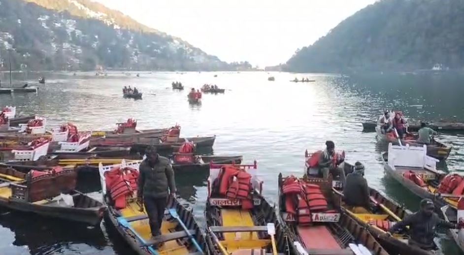नैनीताल में नए साल का जश्न
